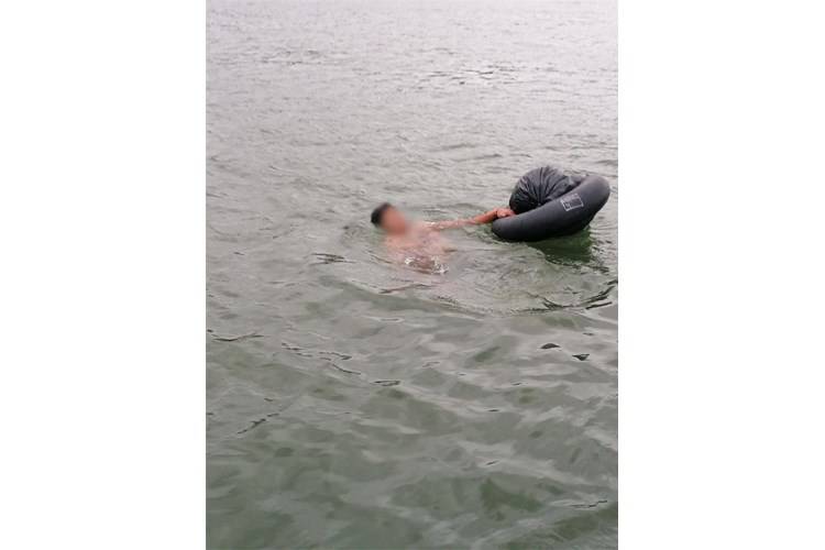 Migranti su se skoro utopili u Dunavu, spasila ih je policija