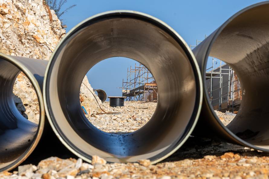 Pula: Ministar Butković obišao je gradilište cesta DC66 i DC75 na dionici Veli vrh-Pula