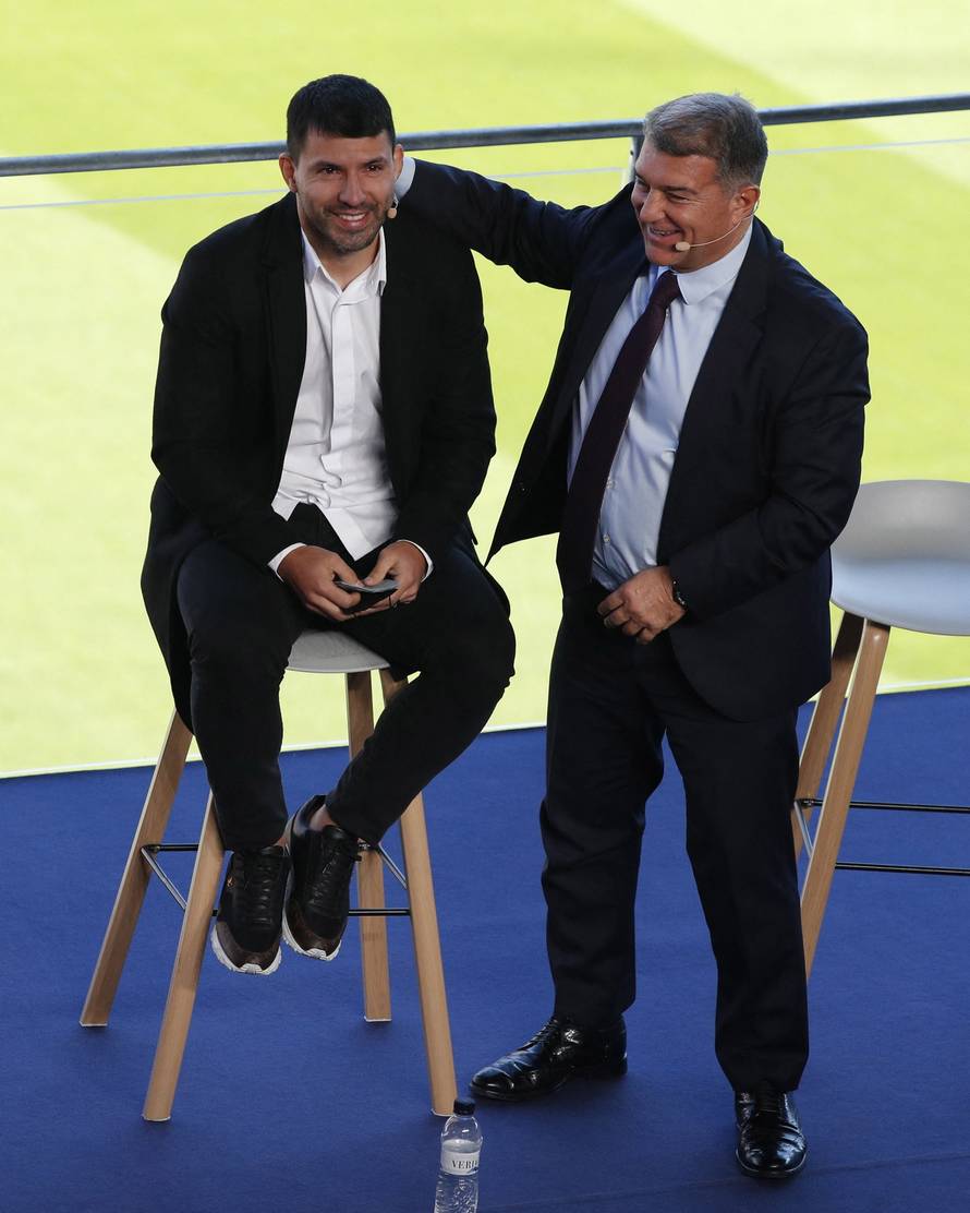 FC Barcelona - Sergio Aguero Press Conference
