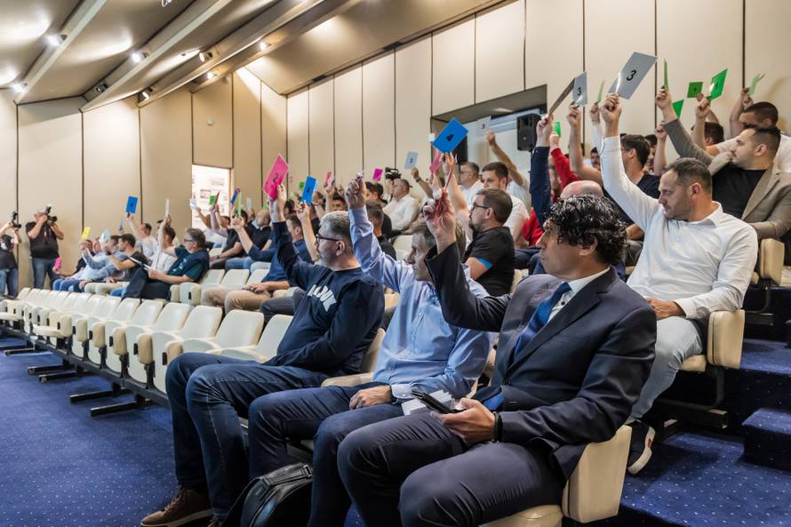 Split: Sjednica Županijskog Nogometnog Saveza na kojoj je izabran novi predsjednik Hrvoje Maleš