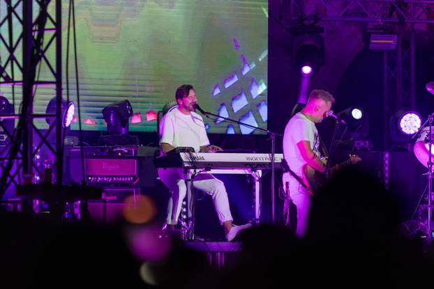 Koncert Tonija Cetinskog u pulskoj Areni