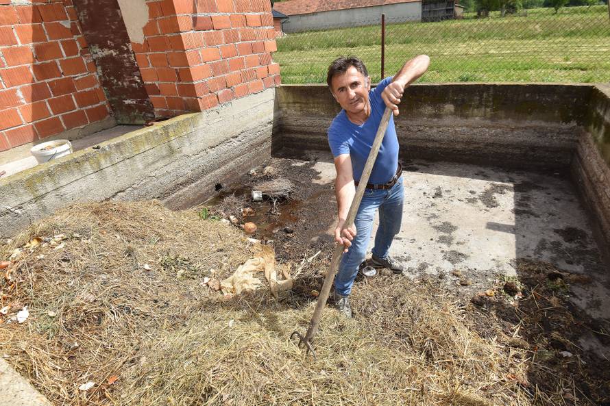 Platio 8000 kn jer je u izolaciji kopao njivu: 'Sve zbog HDZ-a!'