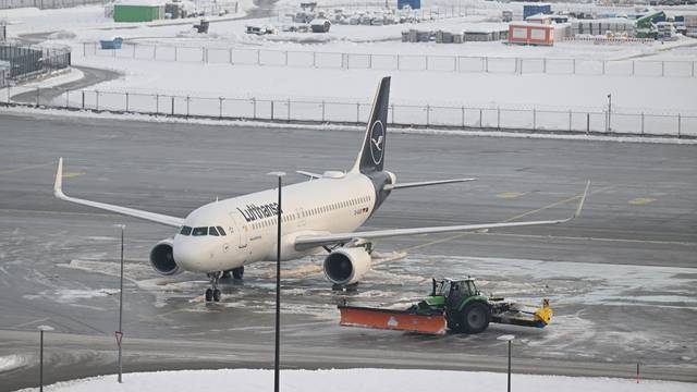 Munich Airport cancels flights on Tuesday morning due to sleet forecast