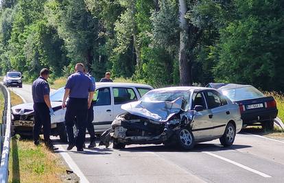 Nesreća u Donjem Mihaljevcu: U sudaru tri auta poginuo vozač