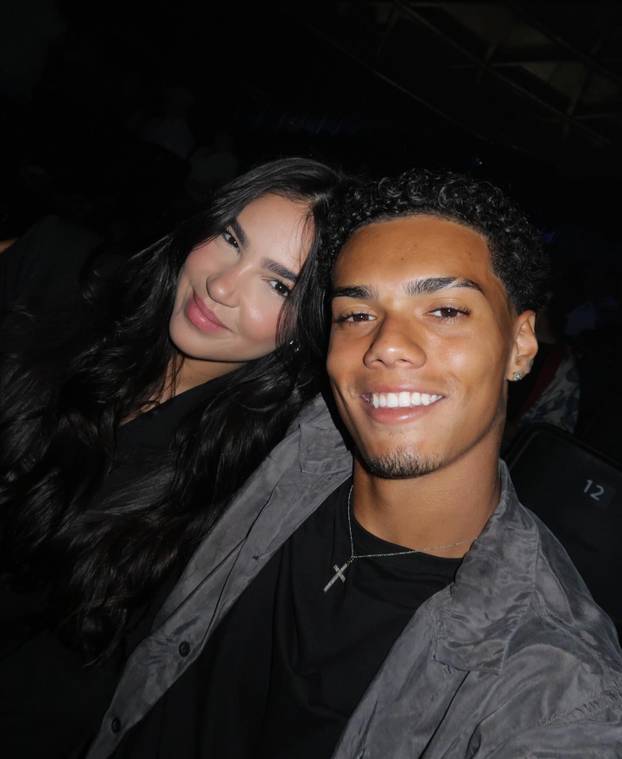 FOTO Ronaldinhova snaha se pohvalila: Rodit će mu unuče
