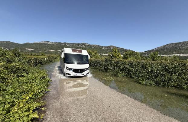 Vrgorac: Posljedice obilnih kiša na području općine Pojezere