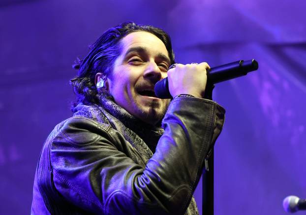 Šibenik: Šibenska Adventura zapo?ela koncertom Parnog valjka u perivoju Roberta Visianija