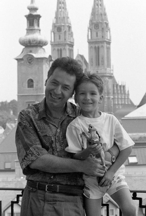 Zagreb: Pjevač Tomislav Ivčić, srpanj 1990.