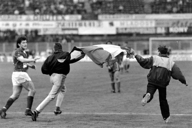 Zagreb: Savezna liga Jugoslavije, Dinamo - Borac, 7.4.1990.
