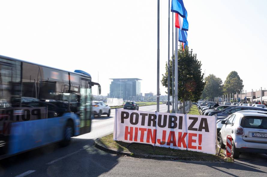 Zagreb: Prosvjed djelatnika zavoda za Hitnu medicinu