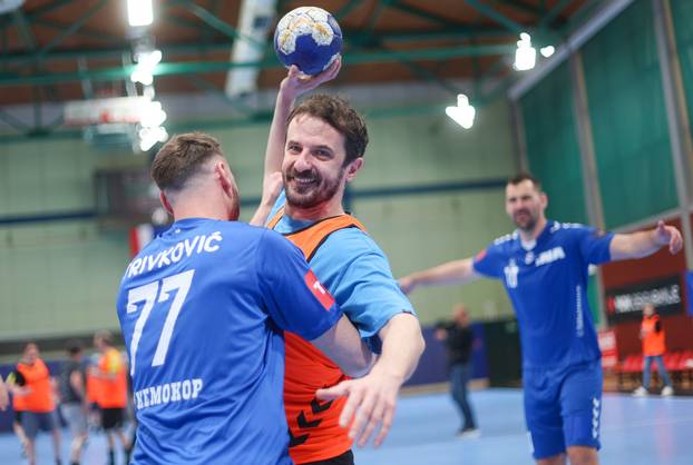 Zagreb: Glumačka postava BOK festa na treningu s RK Zagrebom