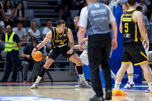 Zadar: Zadar i Split odigrali drugu utakmicu finala doigravanja FavBet Premijer lige