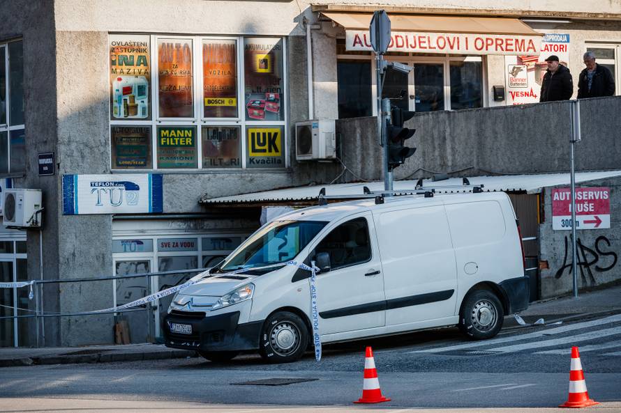 Split: Kombi naletio na petero djece, prevezena su u bolnicu