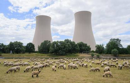 Rusi počinju graditi dva nova nuklearna reaktora za  Mađare