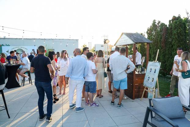 Zagreb: Hendrick’s Gin Garden Party u Riverside Gardenu