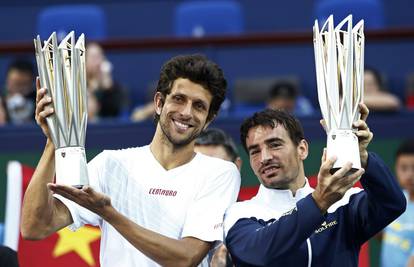 Dodig i Melo ušli u četvrtfinale parova na ATP turniru u Parizu