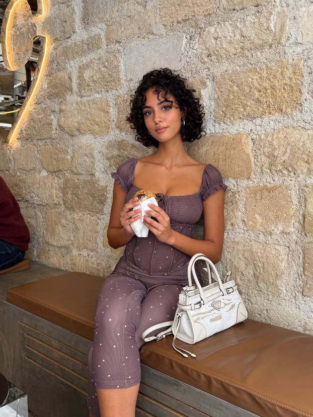 FOTO Seksi Rita raskošne obline pokazuje u mini bikinijima: Ocijenite badiće od 1 do 10!