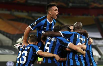 Kakva 'petarda'! Broz asistirao, Inter za trofej igra protiv Seville