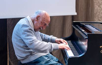 Imao je 11 kad je iskočio iz vlaka smrti za Auschwitz: Nastupio je u Zadru i oduševio publiku...