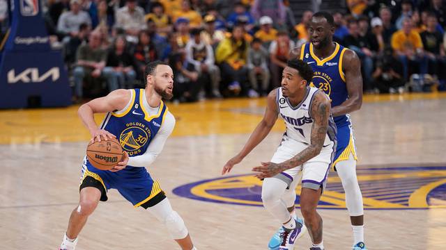 NBA: Playoffs-Sacramento Kings at Golden State Warriors