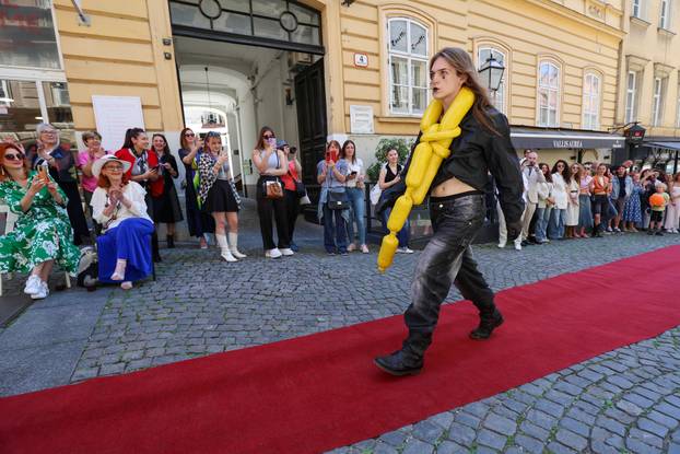 Zagreb: Modna revija povodom 400 godina nastanka kravate