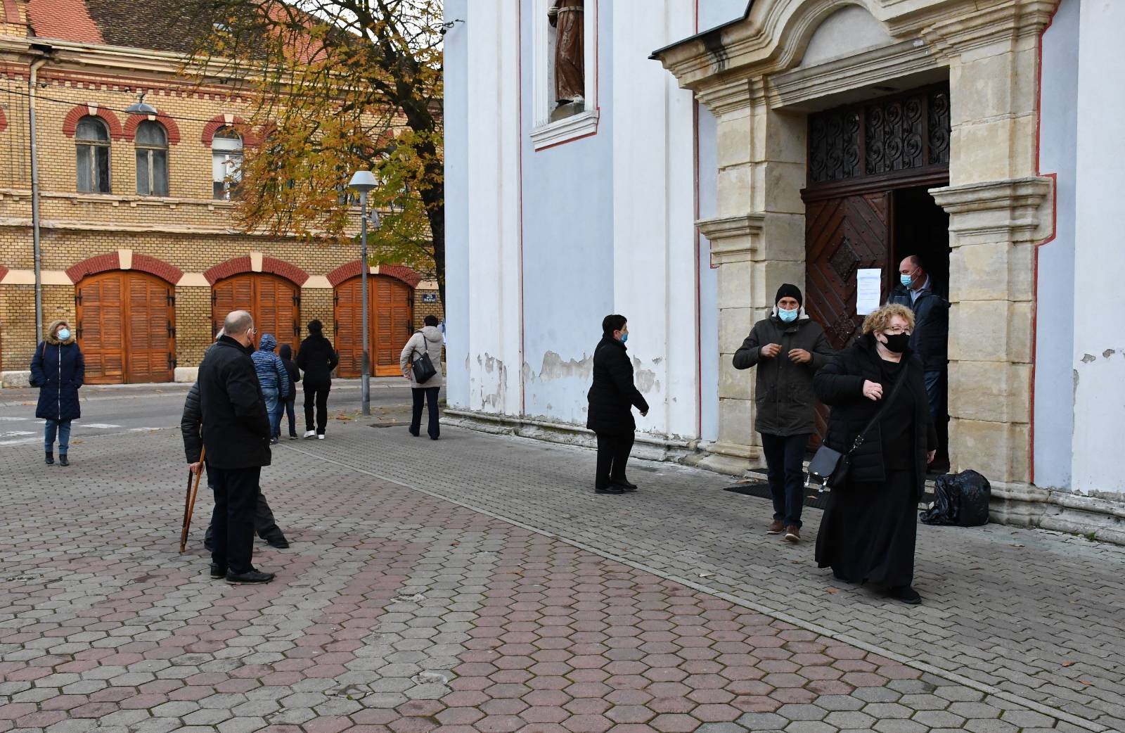 Slavonski Brod: Manje vjernika na jutarnjim adventskim misama