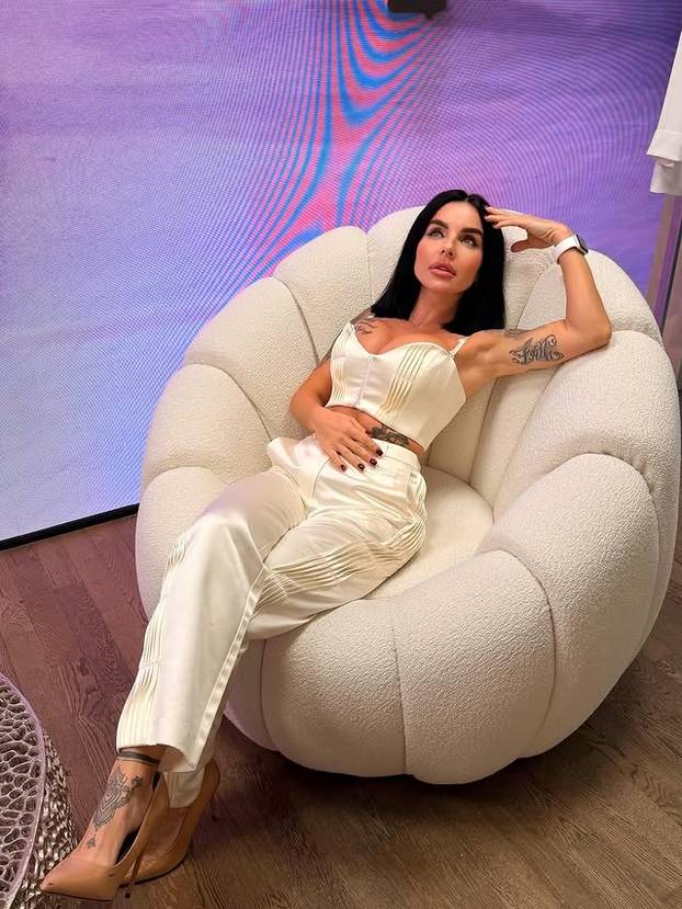 FOTO Nekad su se ljubile pred cijelim svijetom: Evo kako sad izgledaju djevojke iz  t.A.T.u.