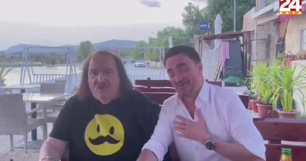 VIDEO Mišo Kovač se priprema za koncert u Splitu, zapjevao s Jolom ‘Hej, živote što me snađe’