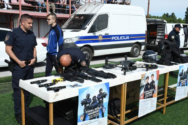 Sisak: Dan otvorenih vrata PU Sisačko-moslavačke