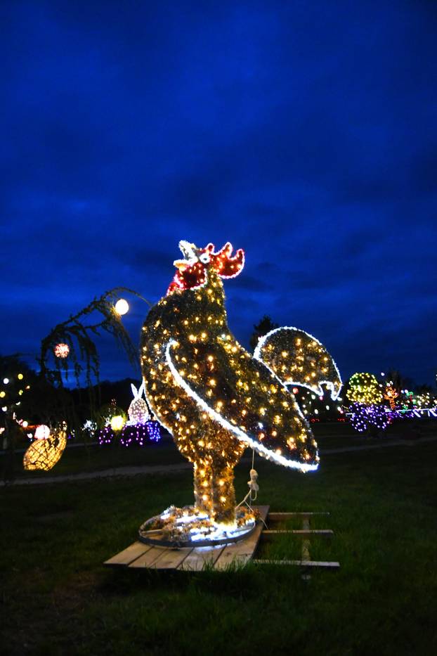 Grabovnica: Imanje obitelji Salaj ponovno u blagdanskom ruhu, ovoga puta sa Uskršnjim motivima