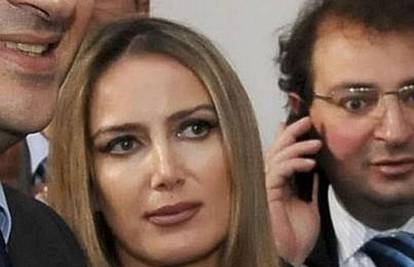 Eskort djevojka snimala je razgovor s Berlusconijem