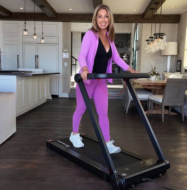 FOTO Ideš, kakvo tijelo! Nitko joj ne vjeruje da ima 68 godina