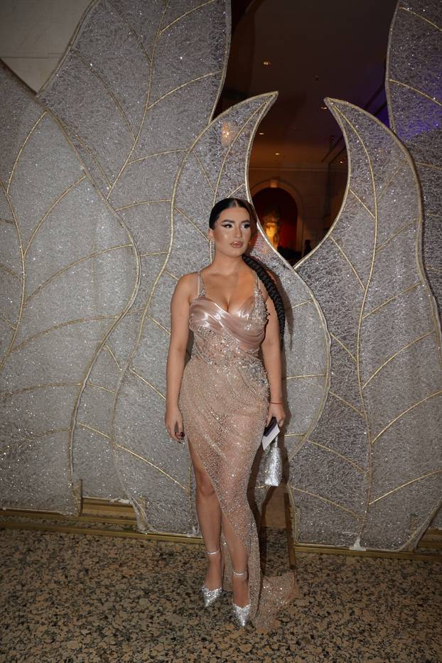 Beograd: Aleksandra Prijović s majkom došla na proslavu rođendana Cristine Juliane Todorović