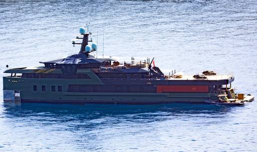 Jahta njemačkog milijardera uplovila u Dubrovnik. Tjedan dana na njoj košta 650.000 €