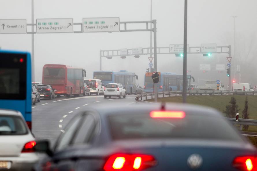 Video: Vozili smo se po rotoru, mnogi zapeli u krivim trakama