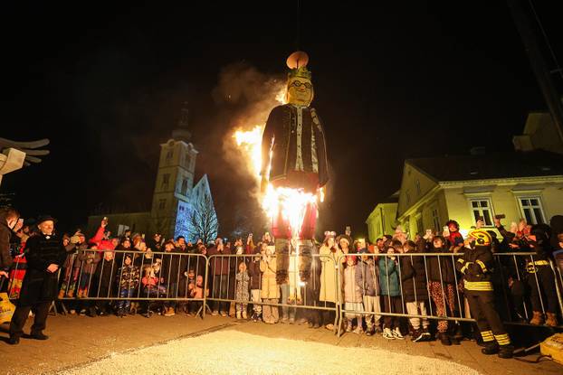 Zatvaranje 200. Samoborskog fašnika spaljivanjem princa Fašnika 