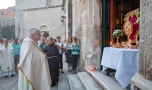 FOTO Blagdan Tijelova slavili su katolici diljem Hrvatske