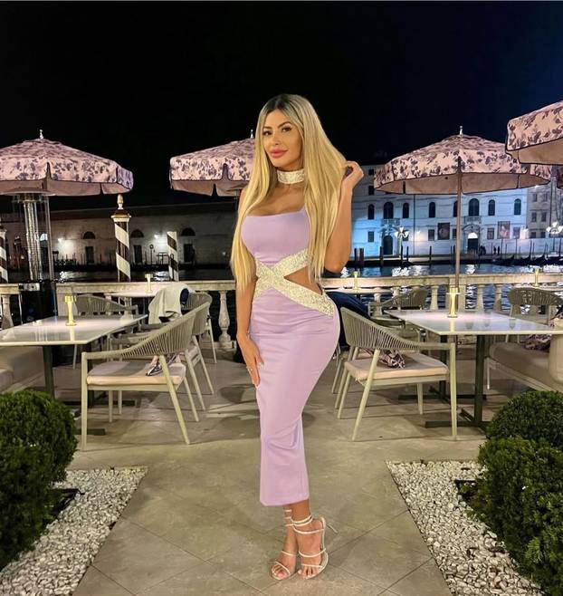 Potrošila milijun eura na izgled! 'Toliko sam lijepa da imam zabranu na dejt aplikacijama'