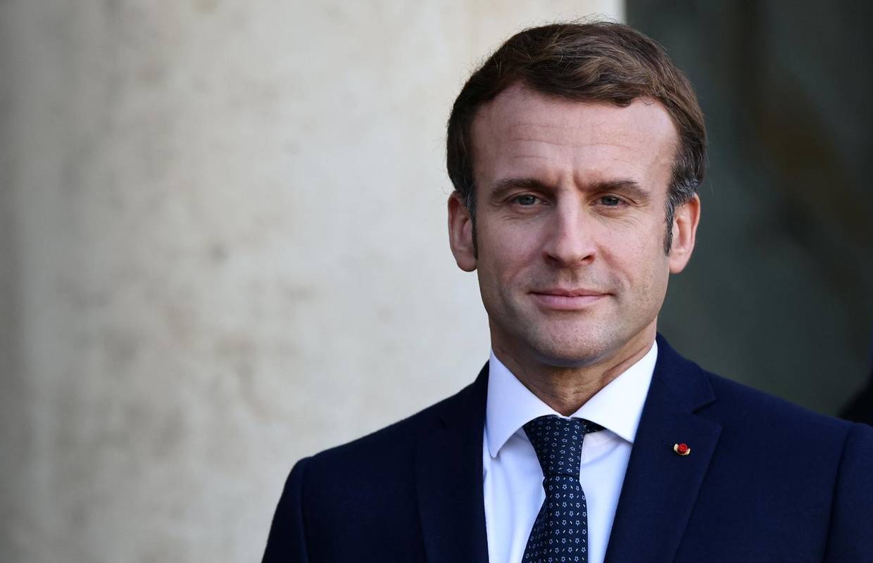 Macron ide u Budimpeštu na skup s Višegradskom četvorkom
