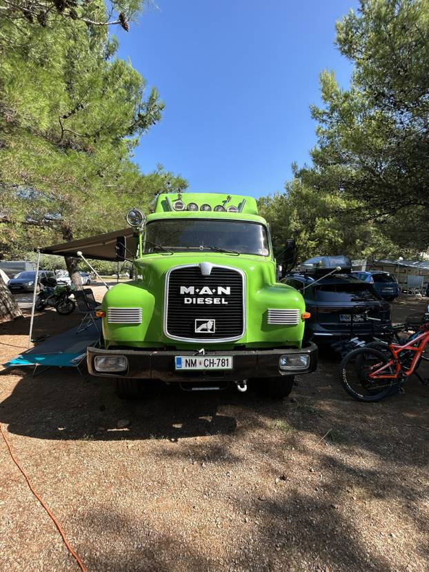 FOTO Ovo je Shrek, atrakcija s Krka: 'Hrvat mi za njega nudio kuću, a Nizozemac 170.000 €...'