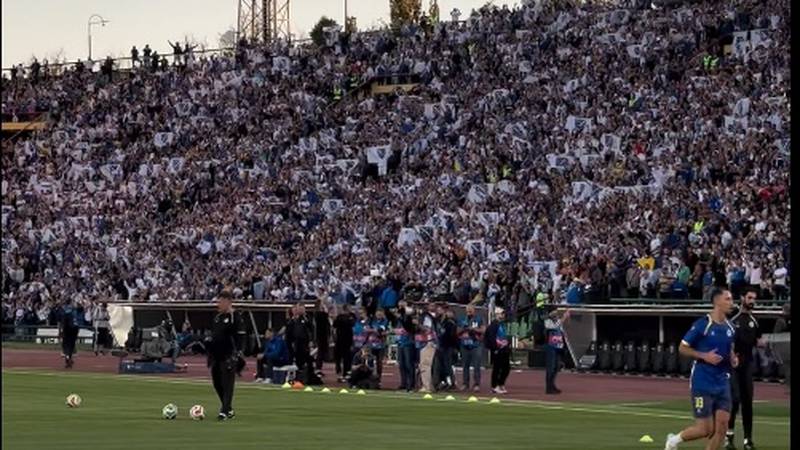 VIDEO Pogledajte kako krcato Koševo pjeva Halidove 'Ljiljane'