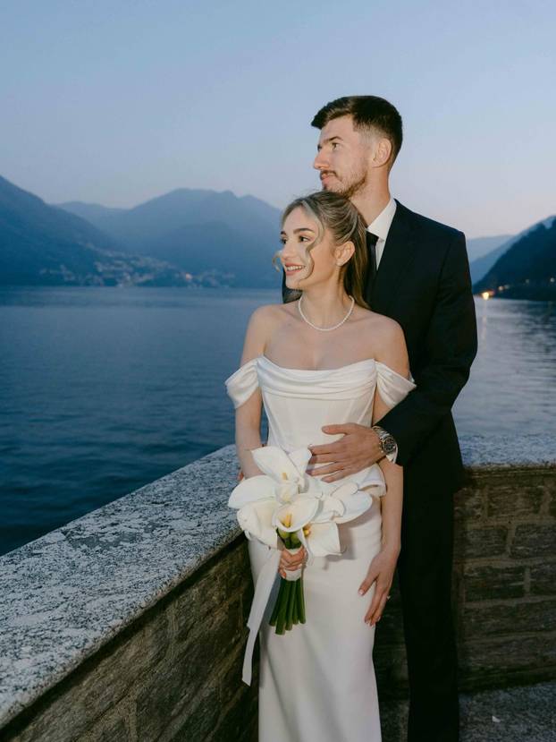 Oženio se 'vatreni' Petar Sučić! Pogledajte bajkovite prizore