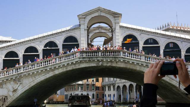 View of Venice - Rialto Bridge