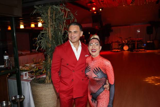 Beograd: Jovana Jeremić proslavila 35. rođendan