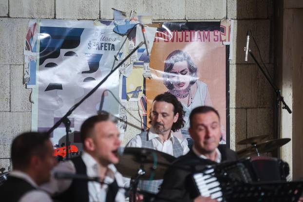 Zagreb: Obilazak kulisa i druženje s glumcima nove serije Divlje p?ele