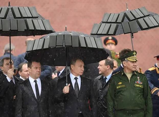 Putin mocked over parade drone fears