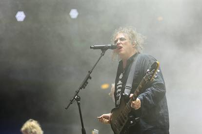 Kultna grupa The Cure održala koncert u zagrebačkoj Areni u sklopu europske turneje 