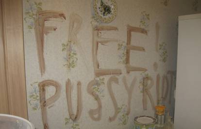 Uhvatili ubojicu koji je na zidu krvlju ispisao 'Free Pussy Riot'
