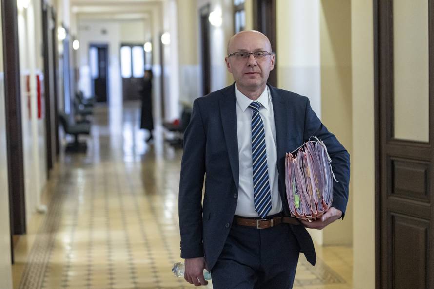 Osijek: Započelo je ponovljeno suđenje Marku Smažilu za ubojstvo studentice Mihaele Berak