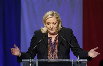 Europarlament traži od Marine Le Pen da vrati 340.000 eura